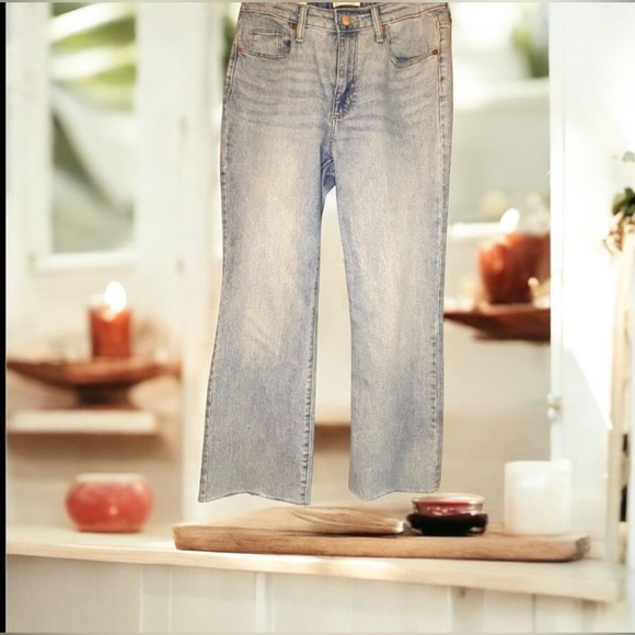 Women’s Light Blue Stretch Denim Jeans | Size 8/29R | Bootcut Raw Hem | NWOT - Picture 3 of 10